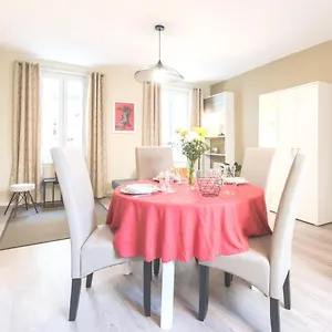 Charme Au Coeur D'avignon Apartment